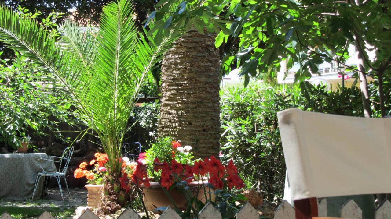 Hotel Ausonia Follonica Exterior photo