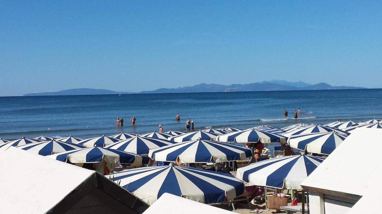 Hotel Ausonia Follonica Exterior photo