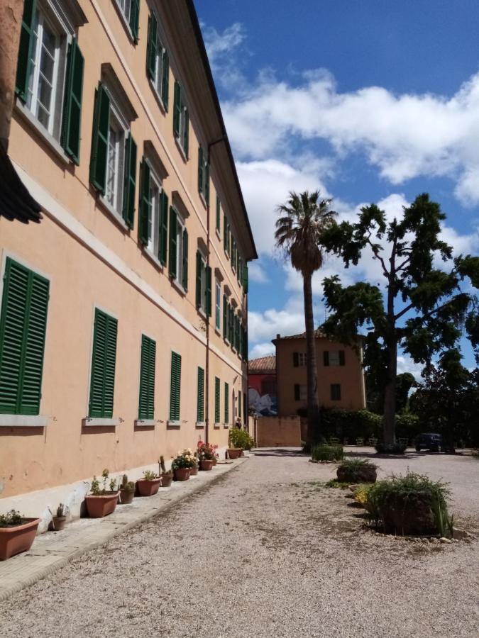 Hotel Ausonia Follonica Exterior photo