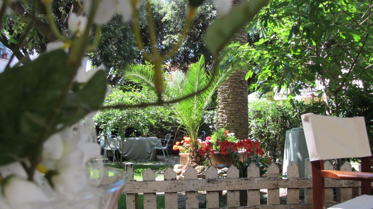 Hotel Ausonia Follonica Exterior photo